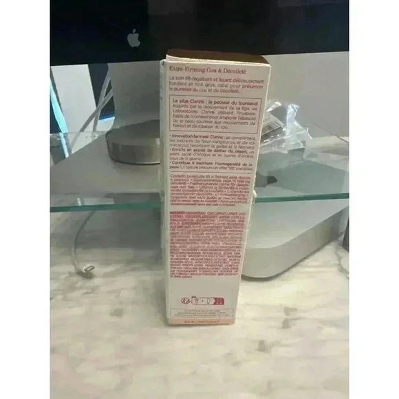 CLARINS Extra-Firming Youthful Lift Neck & Decollete Care 75 ml / 2.5 oz - Picture 2 of 7